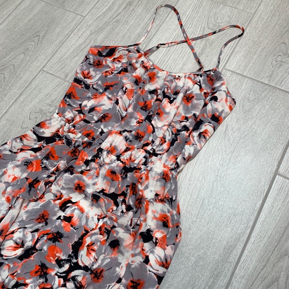 Boutique Summer Floral Mini Cross Back Dress Small - Picture 3 of 5